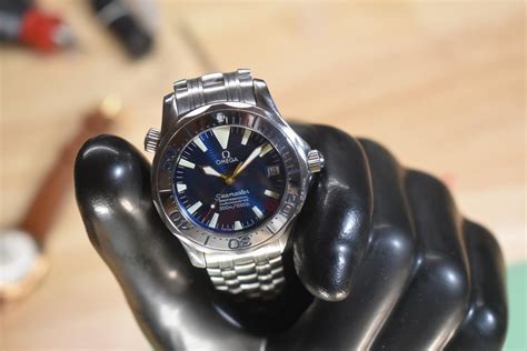 Omega Seamaster pressure test